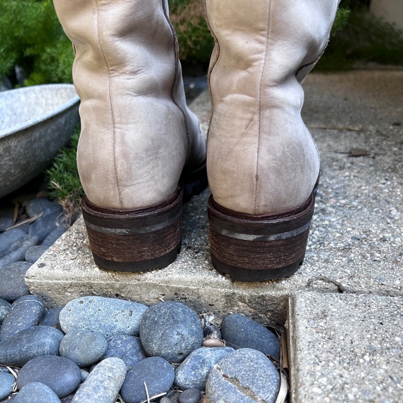 Henry Begeulin Suede Combat Boots with Shearling Shearling Lining & Front Zipper - Picture 7 of 8